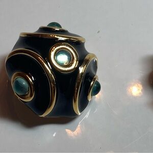 Kenneth Jay Lane Vintage Clip Earrings.